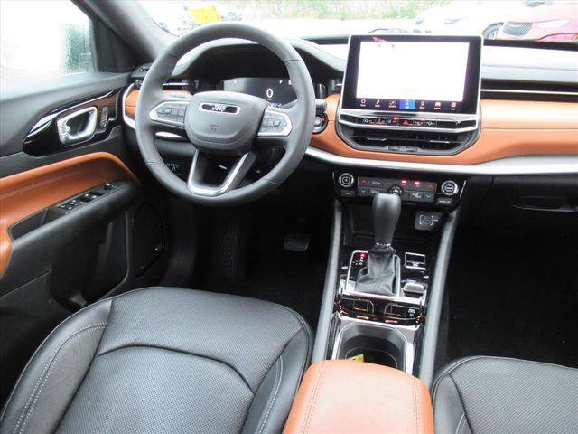 Certified 2025 Jeep Compass Limited w/ Elite Group image 12