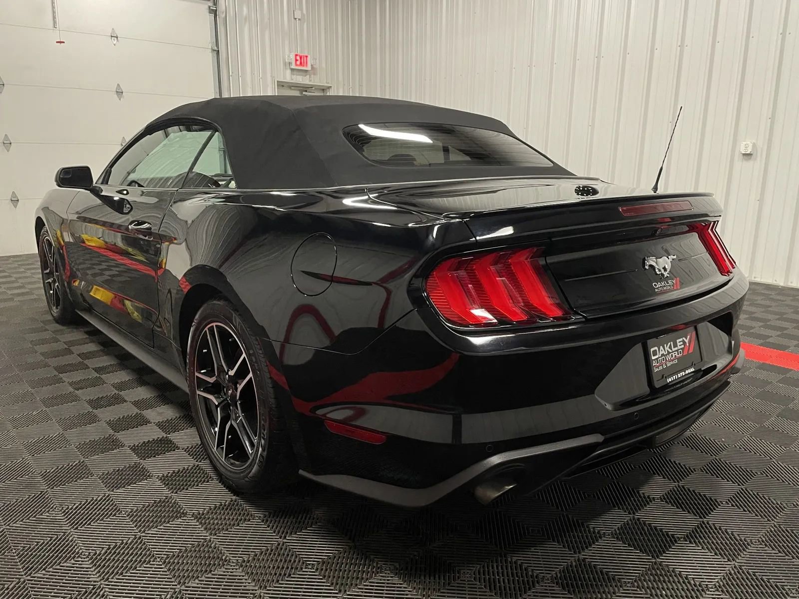 Used 2019 Ford Mustang Premium image 16