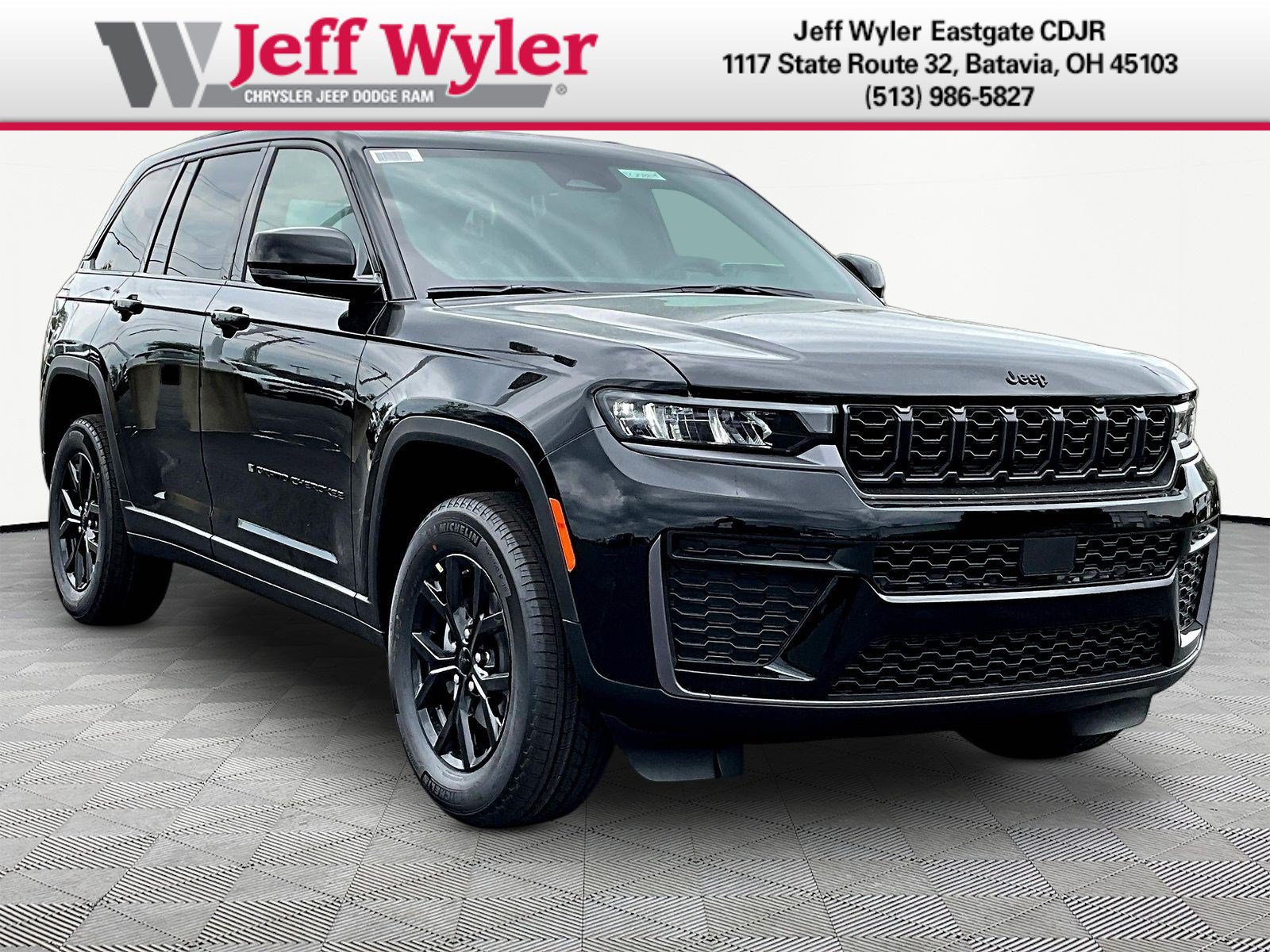 New 2026 Jeep Grand Cherokee Altitude AWD/4WD image 3
