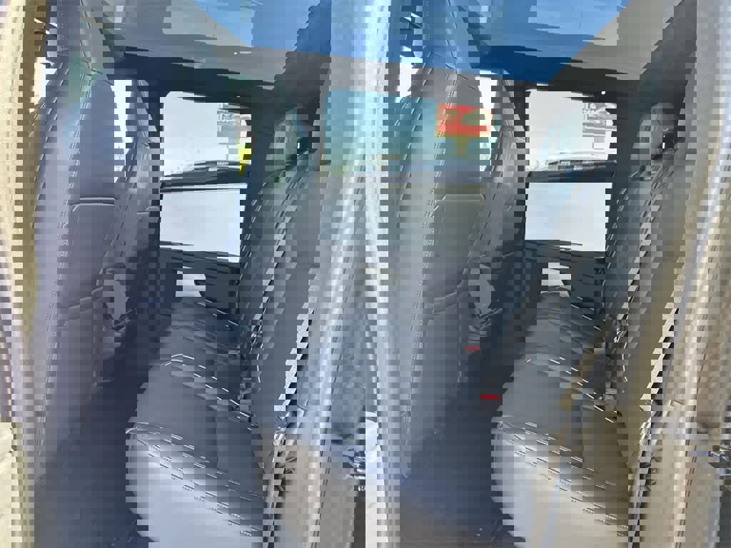 Used 2024 Tesla Cybertruck AWD Crew Cab image 30