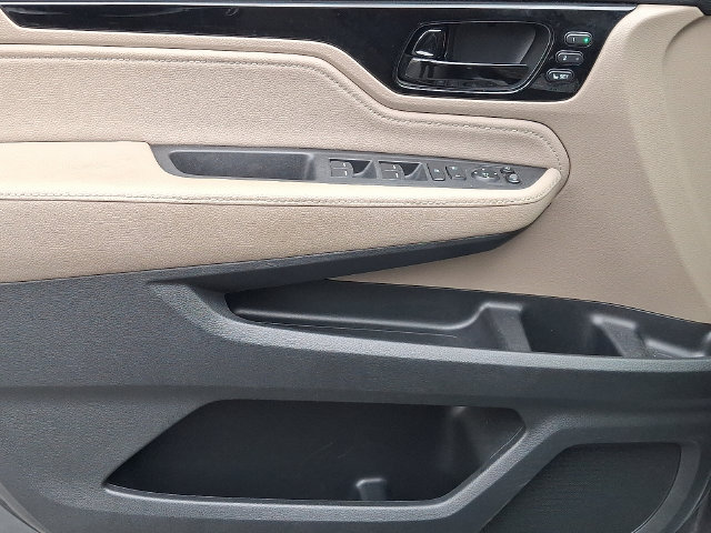 Used 2018 Honda Odyssey Elite image 13