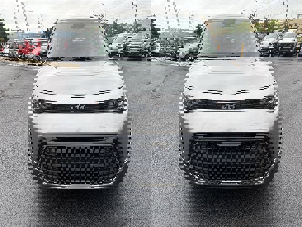 New 2025 Kia Soul EX image 2