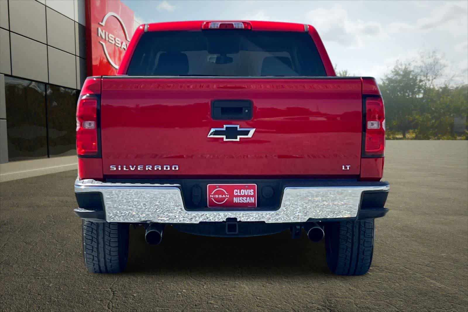 Used 2018 Chevrolet Silverado 1500 LT w/ All Star Edition RWD image 8