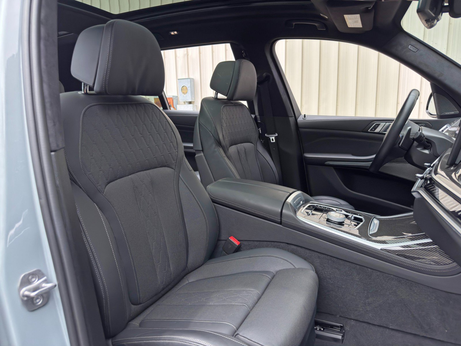 Used 2023 BMW X7 M60i w/ Executive Package AWD/4WD image 46