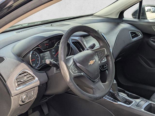 Used 2018 Chevrolet Cruze LT w/ LT Fleet Convenience Package image 10