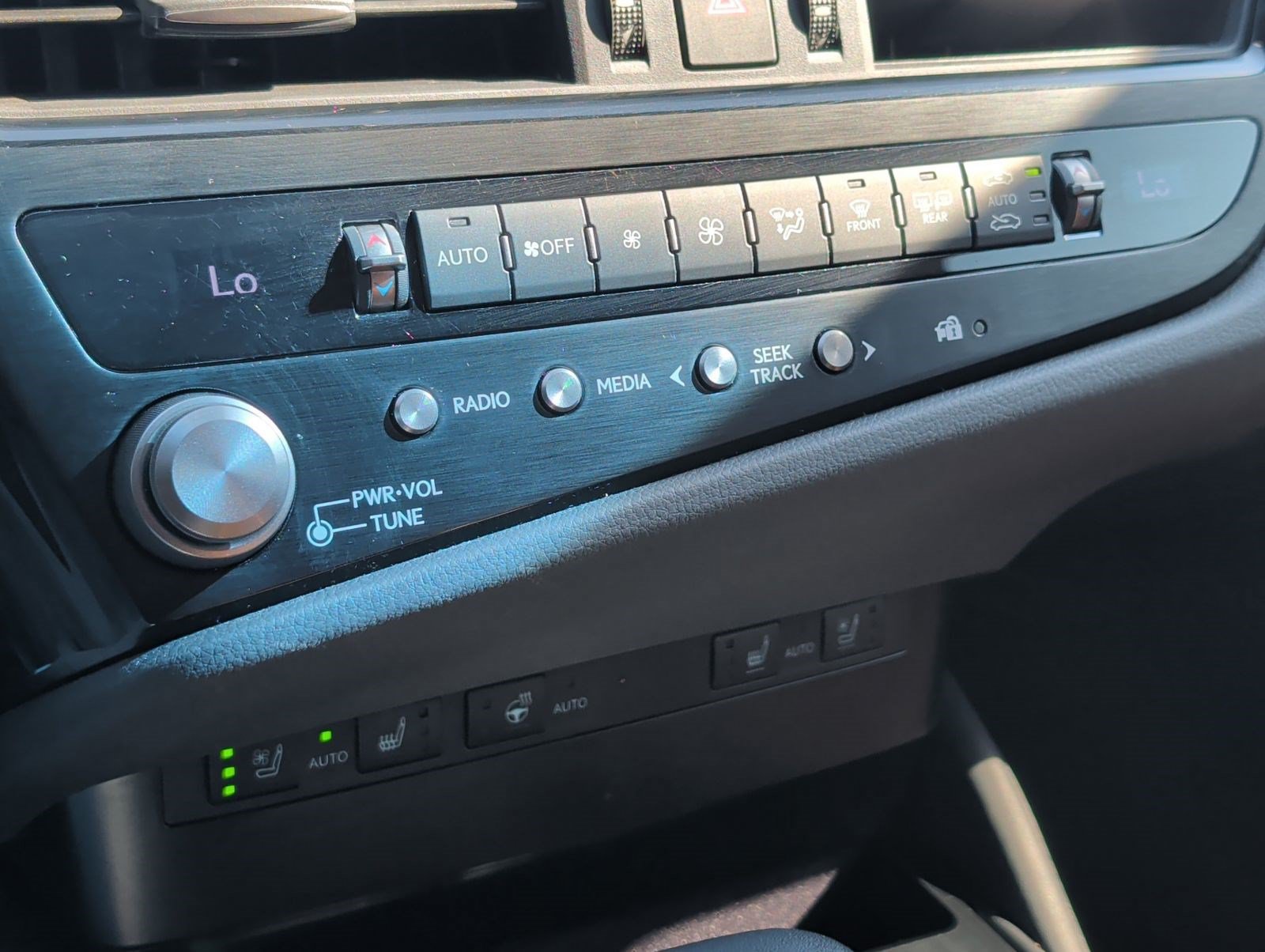 Certified 2025 Lexus ES 350 w/ Premium Package FWD image 20