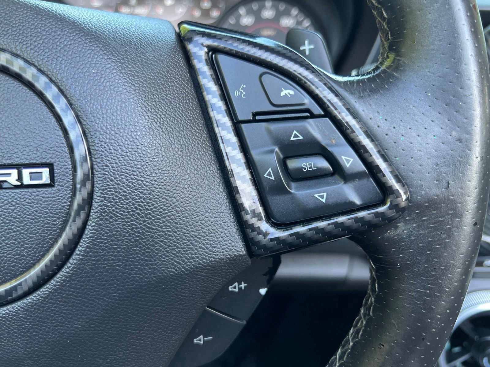 Used 2017 Chevrolet Camaro SS RWD image 8