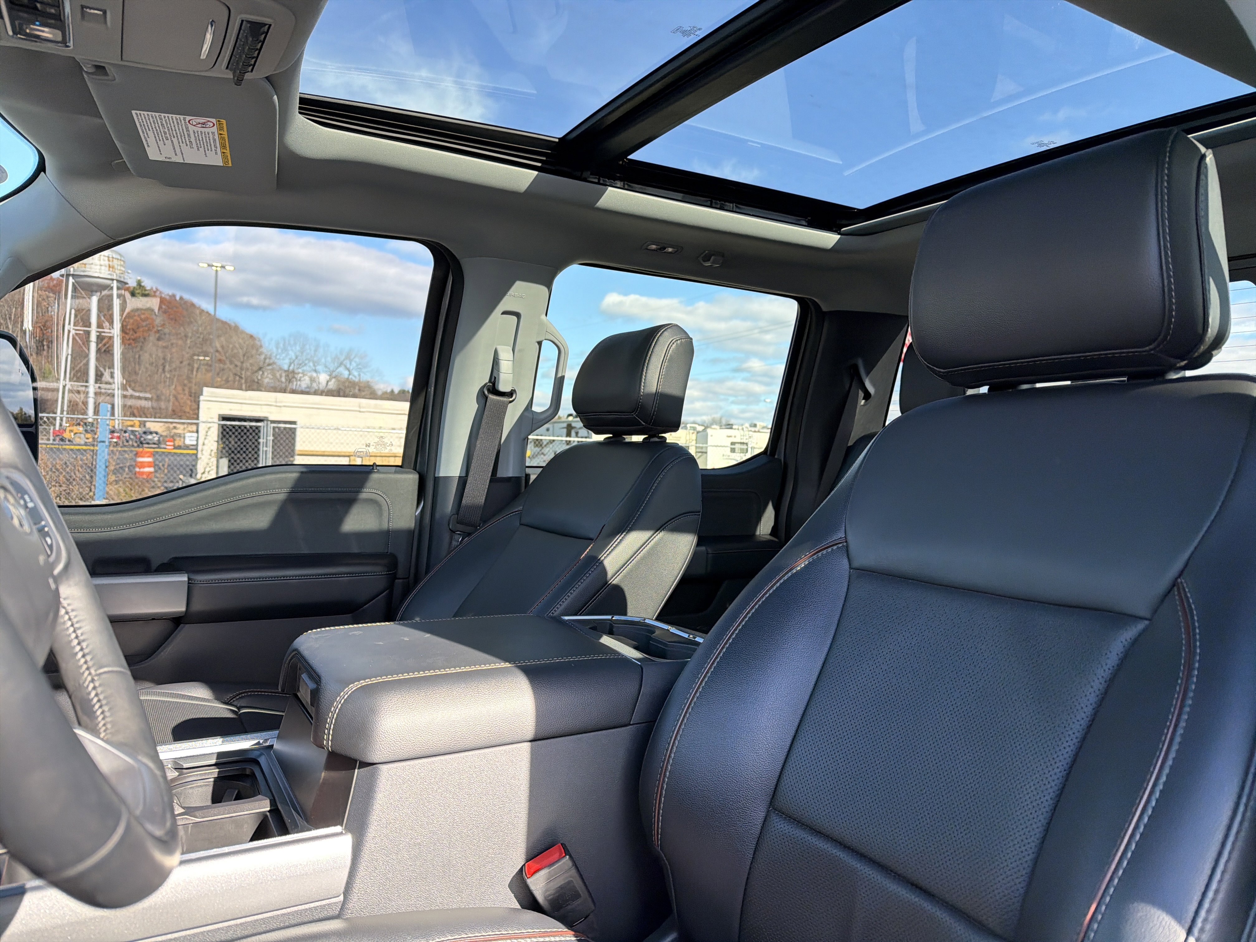 Certified 2024 Ford F250 Lariat image 28