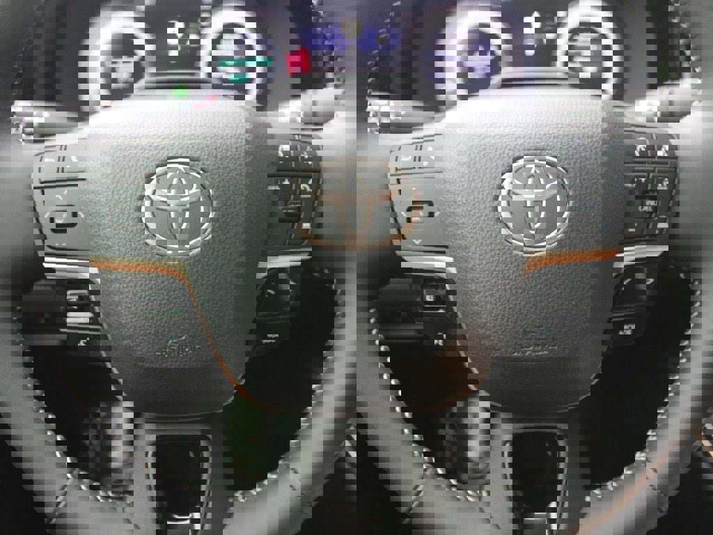 New 2026 Toyota Crown Platinum image 30