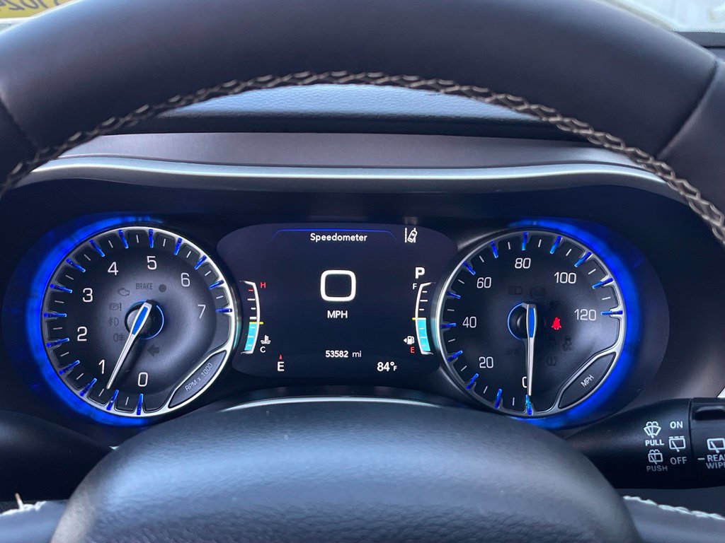 Used 2025 Chrysler Pacifica Select FWD image 27