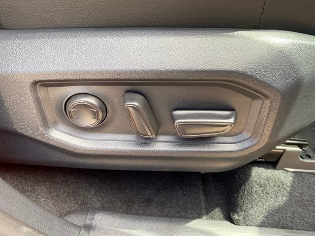New 2026 Toyota Tundra Limited AWD/4WD image 22