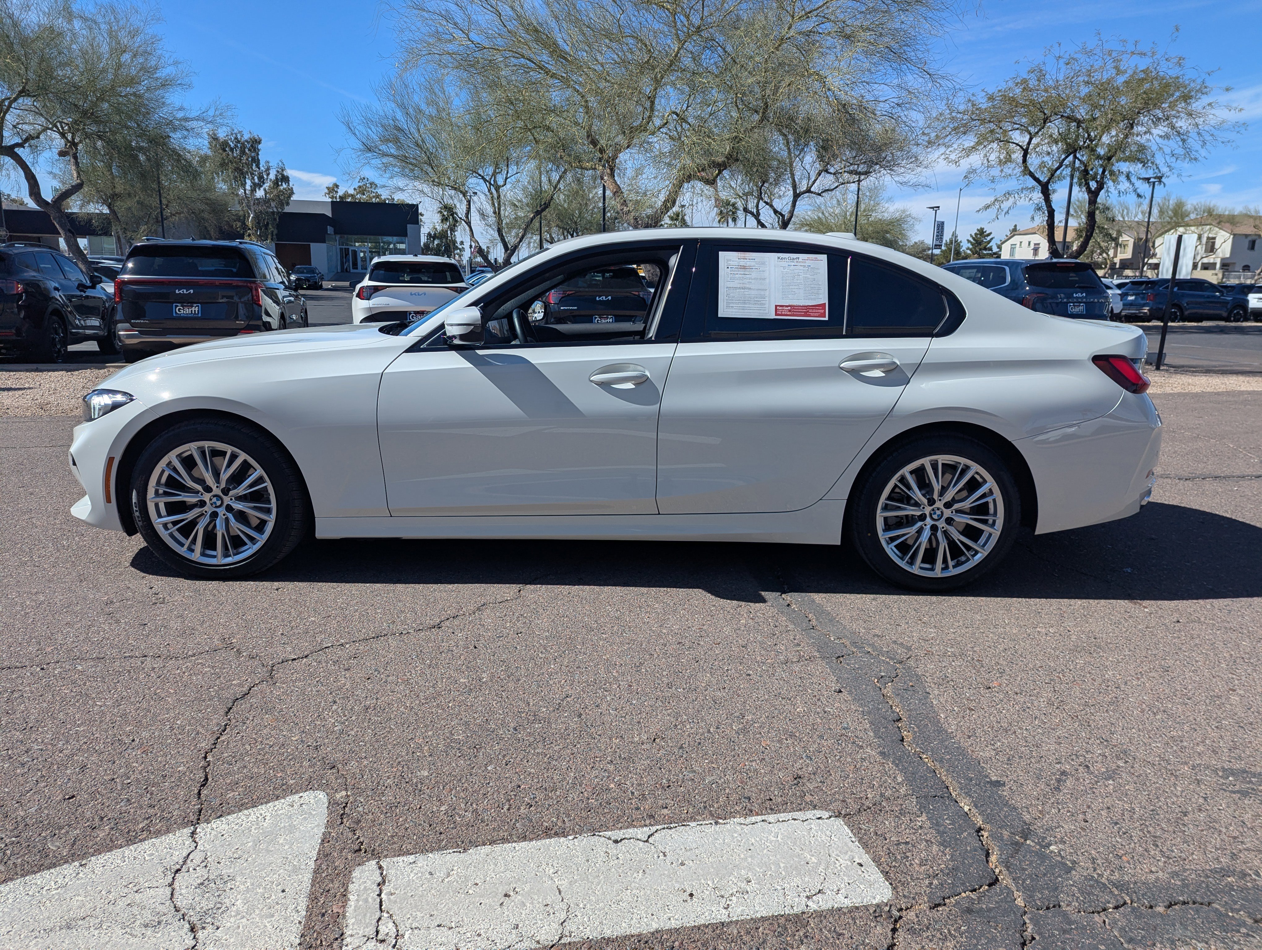 Used 2023 BMW 330i 330i w/ Driving Assistance Package image 5