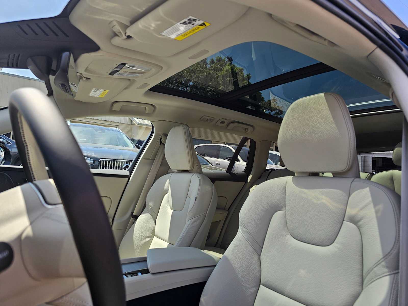 New 2026 Volvo V60 B5 Cross Country Plus w/ Protection Package Premier AWD/4WD image 23