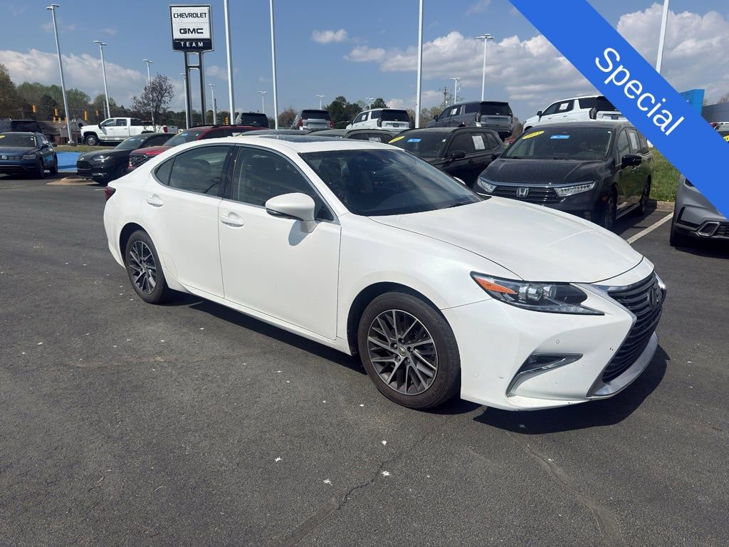Used 2017 Lexus ES 350 w/ Navigation System Package