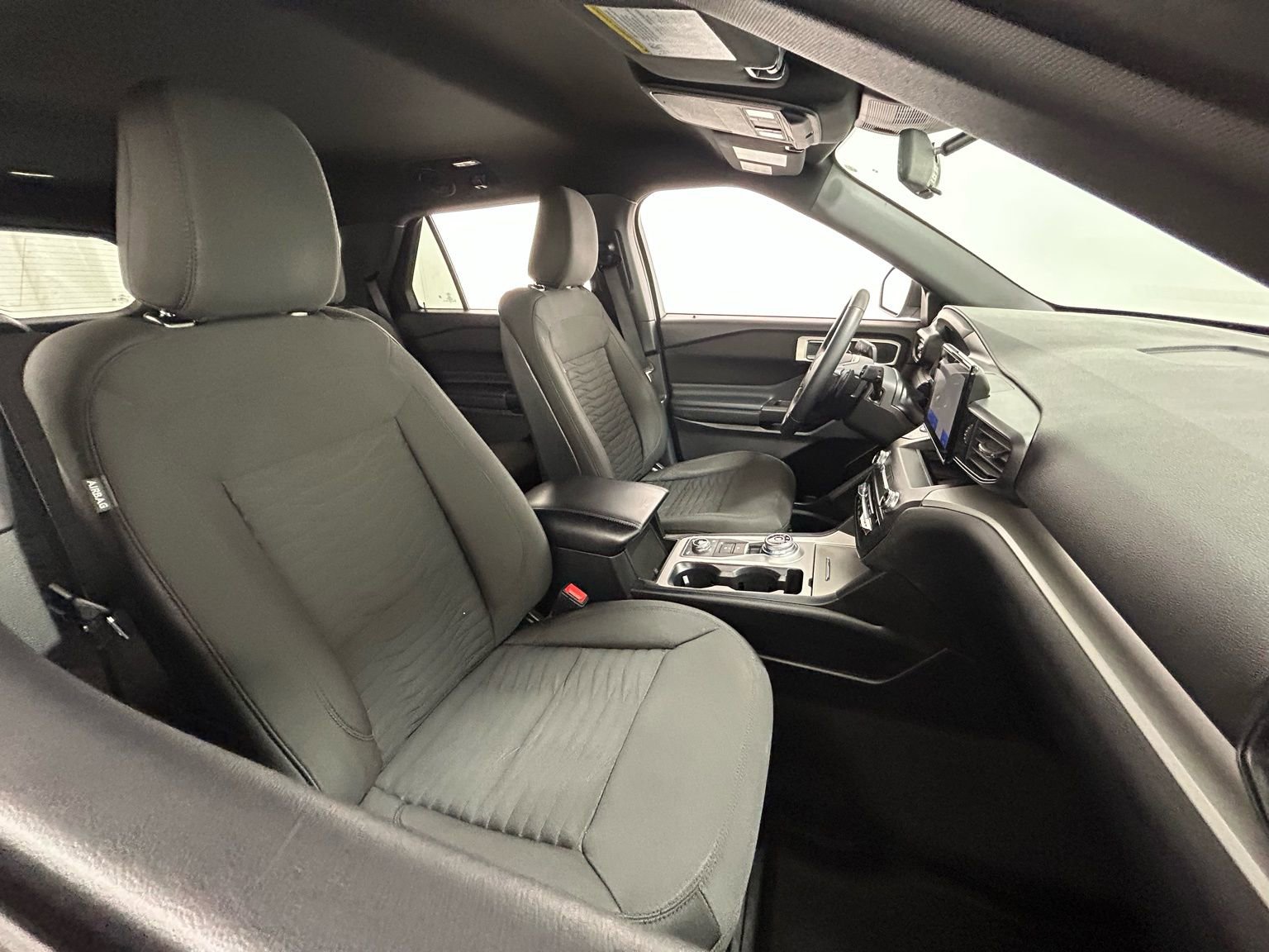 Used 2020 Ford Explorer XLT image 41