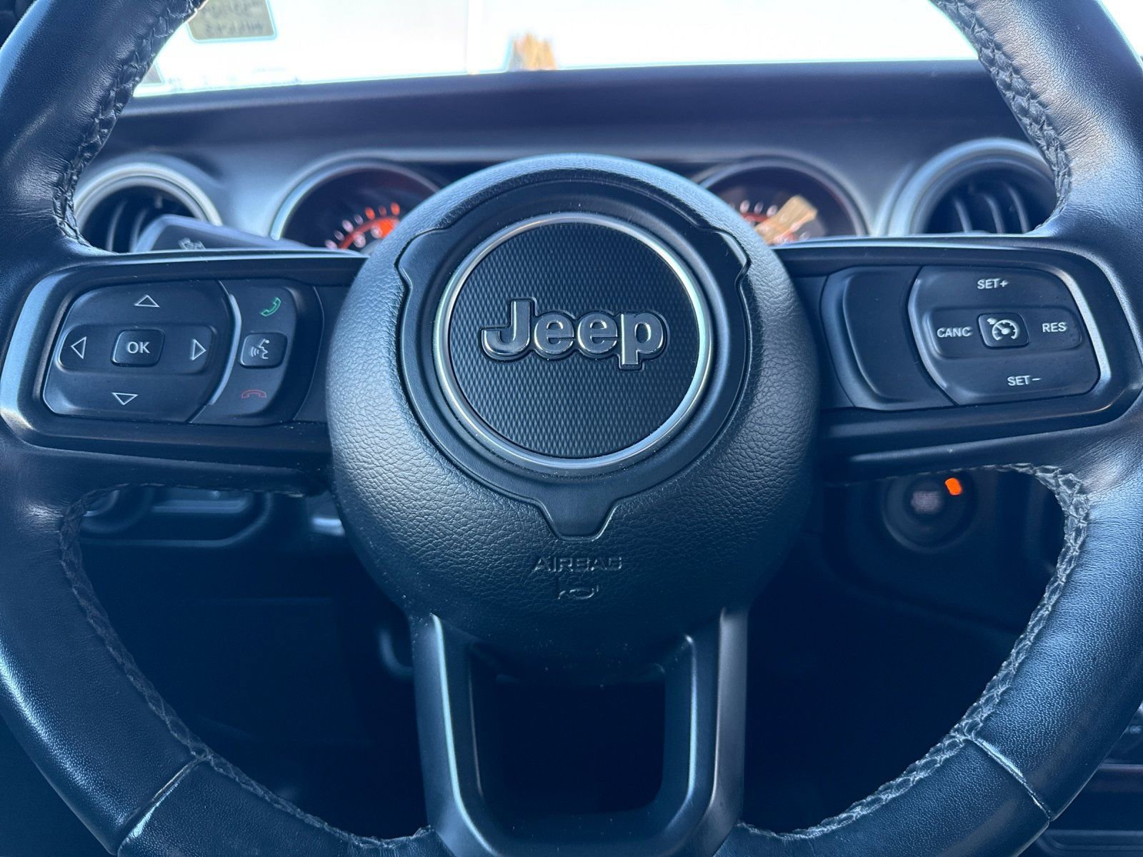 Used 2023 Jeep Wrangler Willys image 26