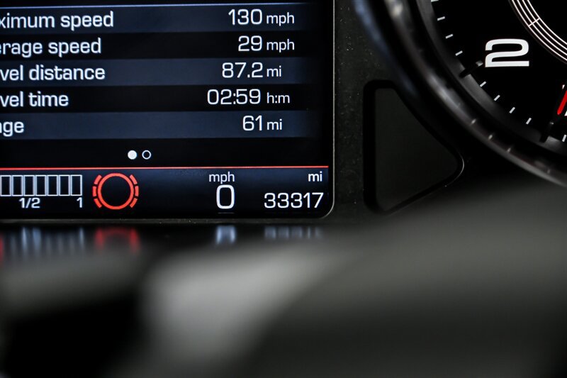 Used 2019 Ferrari 812 Superfast RWD image 37