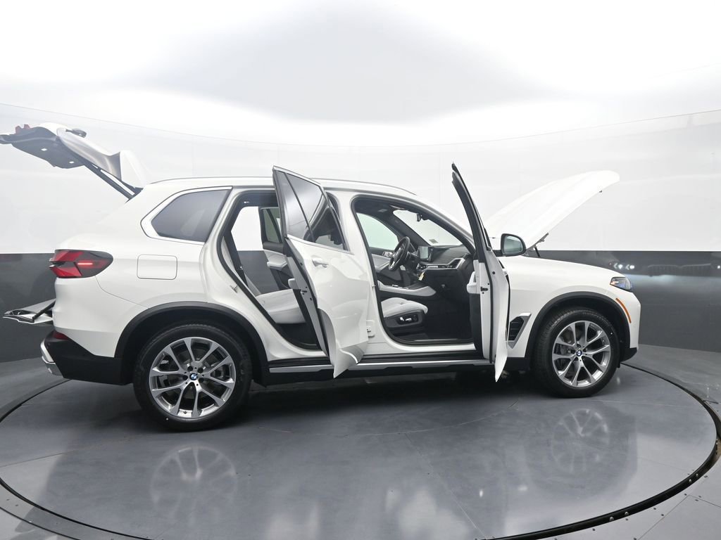 New 2026 BMW X5 xDrive40i image 45