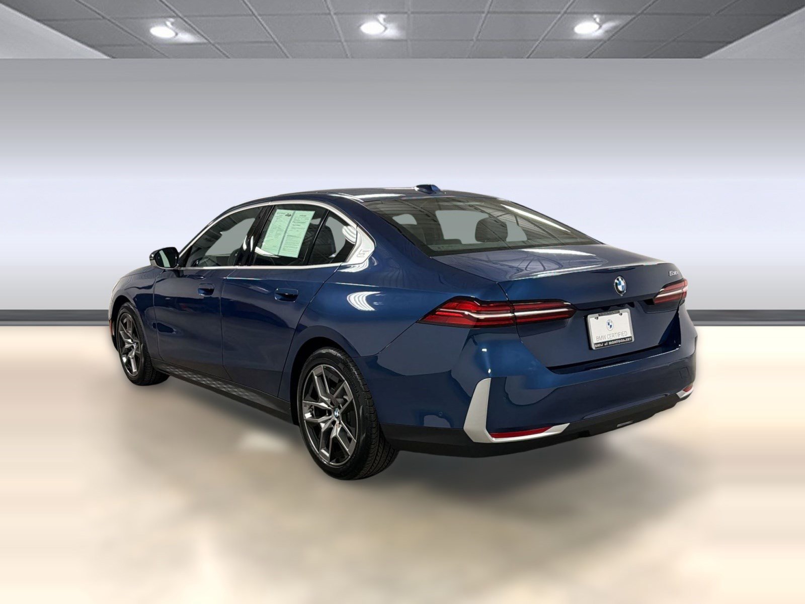 Certified 2026 BMW 530i image 3