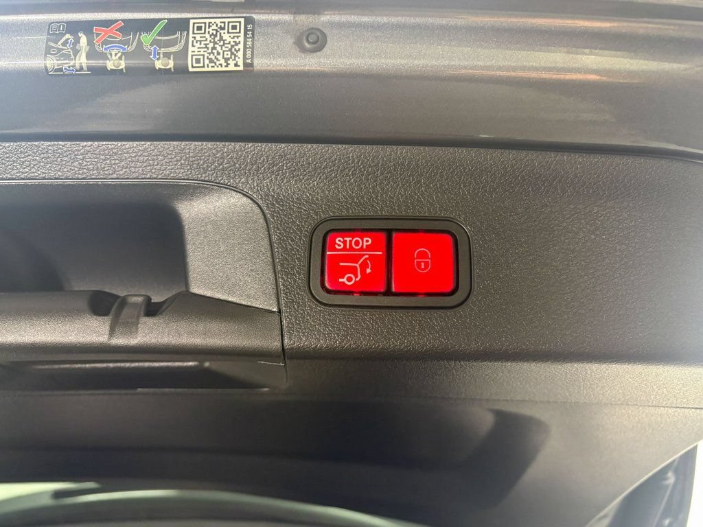 Used 2024 Mercedes-Benz GLS 450 4MATIC image 34