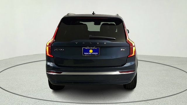 New 2026 Volvo XC90 B6 Plus w/ Protection Package AWD/4WD image 6