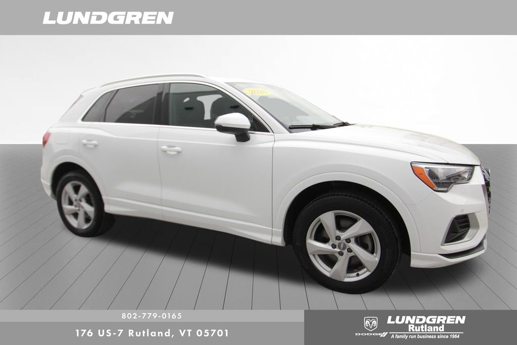 Used 2020 Audi Q3 2.0T Premium AWD/4WD image 2