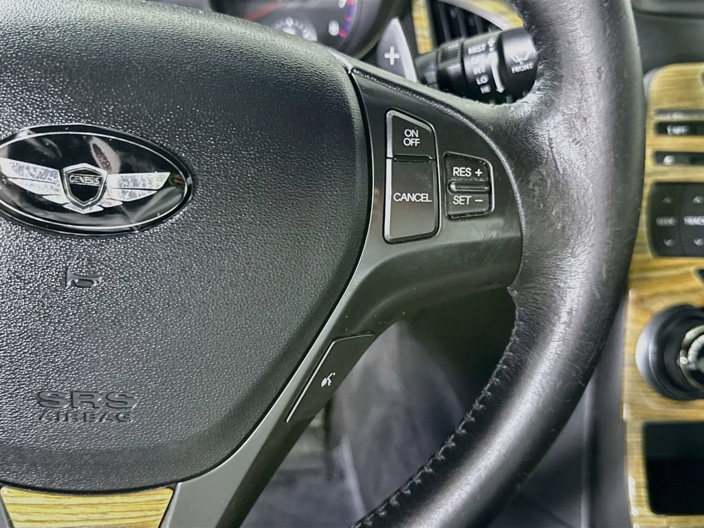 Used 2011 Hyundai Genesis 2.0T RWD image 18