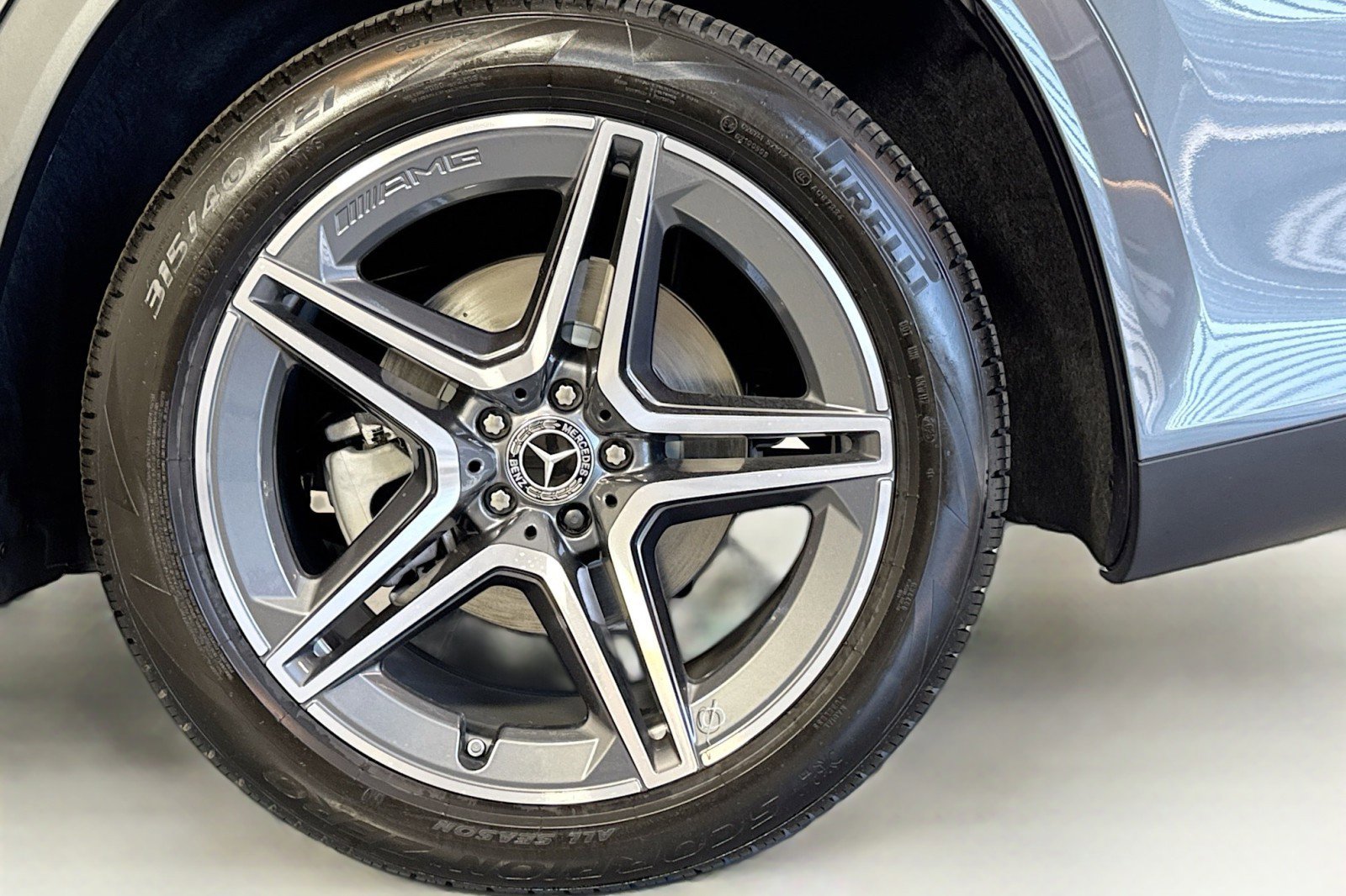 New 2026 Mercedes-Benz GLS 450 4MATIC image 30