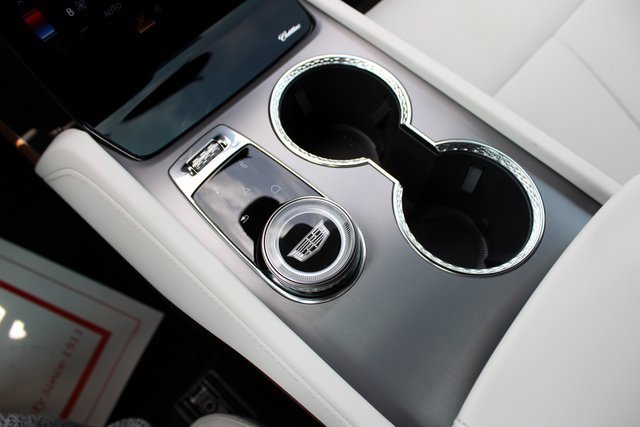 New 2026 Cadillac Vistiq Sport image 31