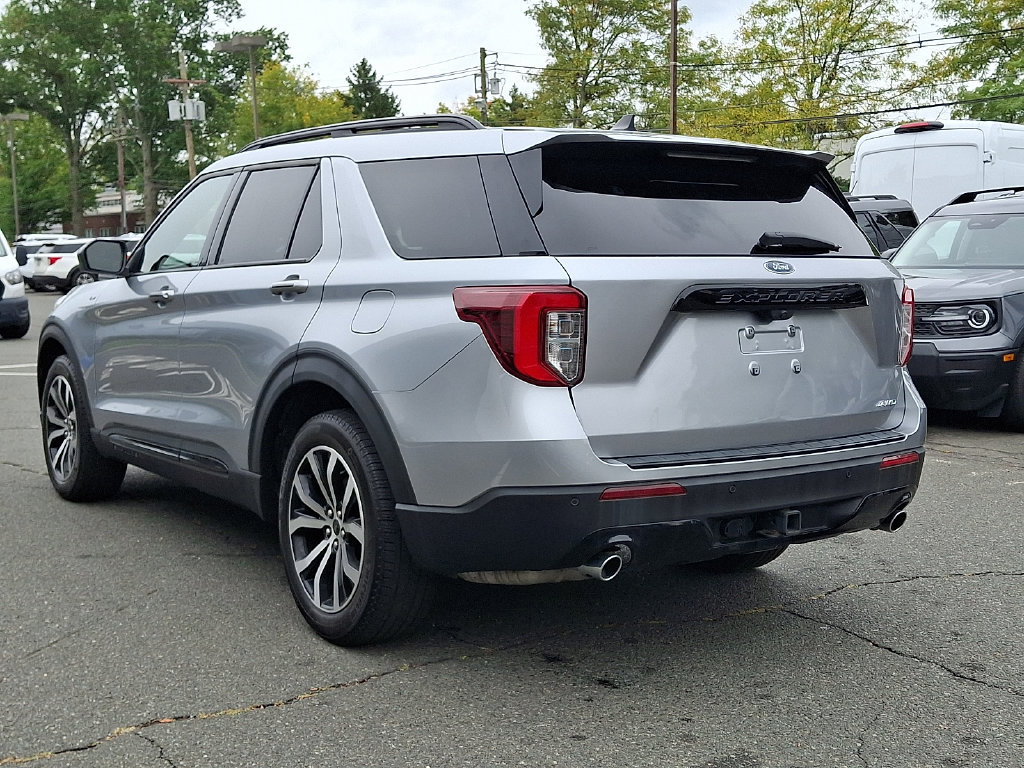 Used 2023 Ford Explorer ST-Line w/ Class IV Trailer Tow Package AWD/4WD image 7