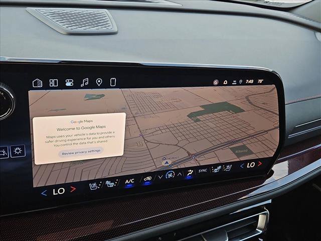 New 2026 Chevrolet Traverse RS w/ LPO, Floor Liner Package FWD image 14