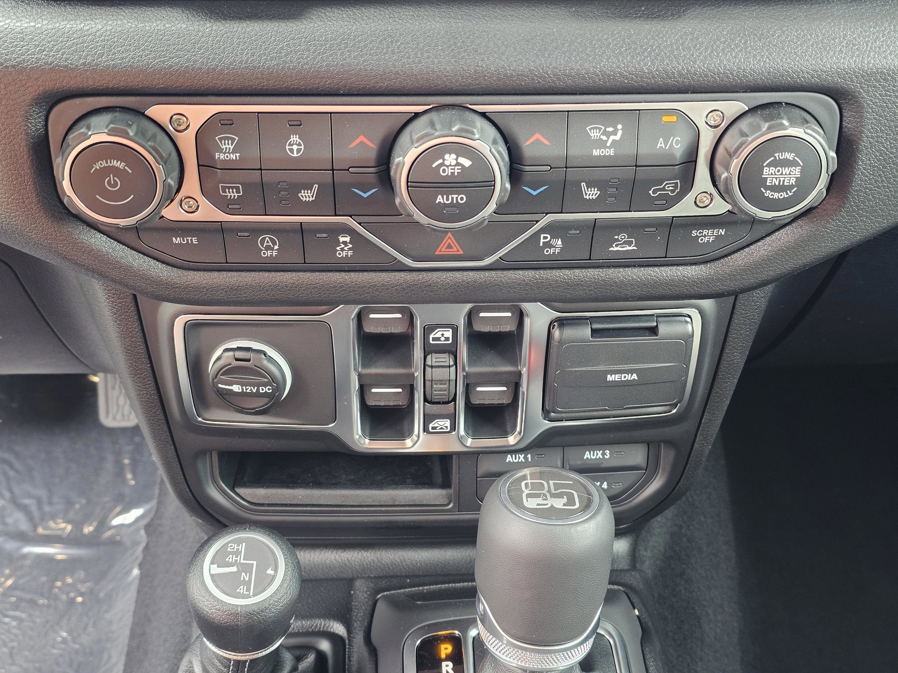 New 2026 Jeep Wrangler Unlimited Sport AWD/4WD image 28