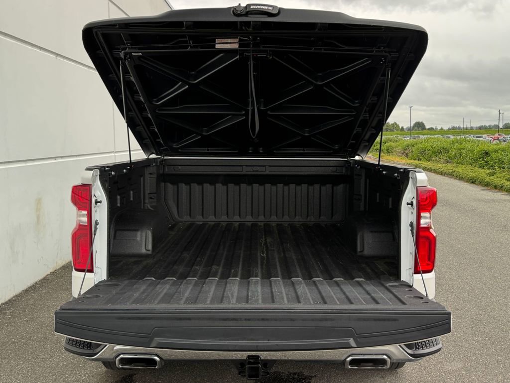 Used 2020 Chevrolet Silverado 1500 LTZ w/ Z71 Off-Road Package AWD/4WD image 22