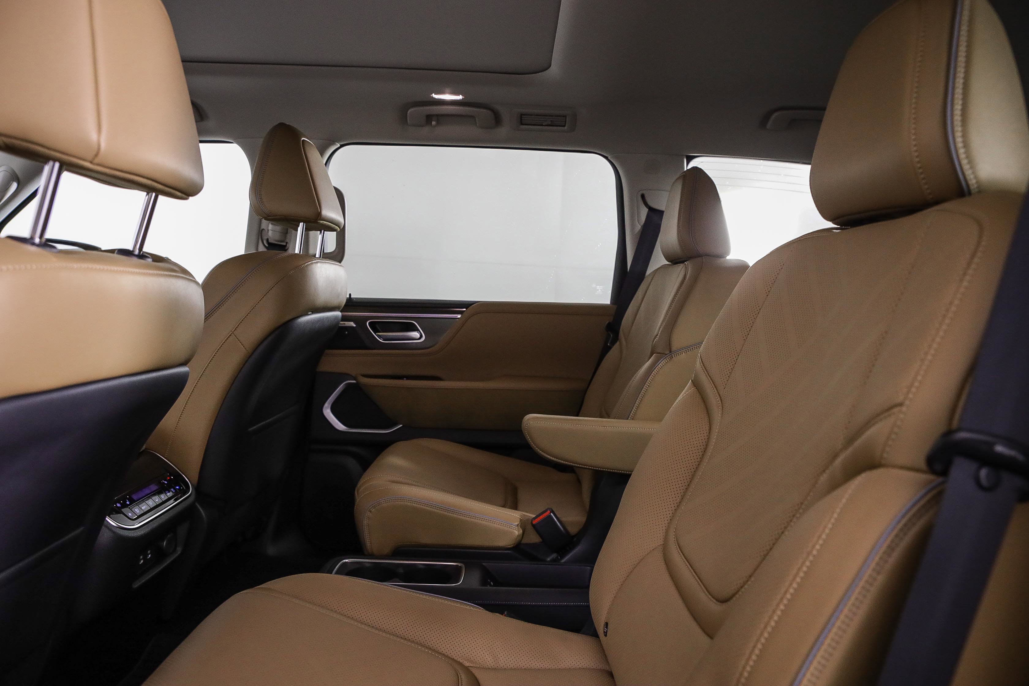 Used 2025 INFINITI QX80 Luxe image 22