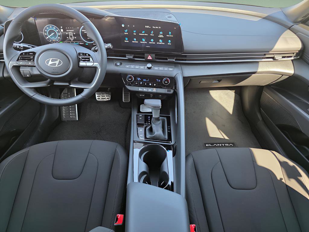 New 2026 Hyundai Elantra Sport FWD image 15