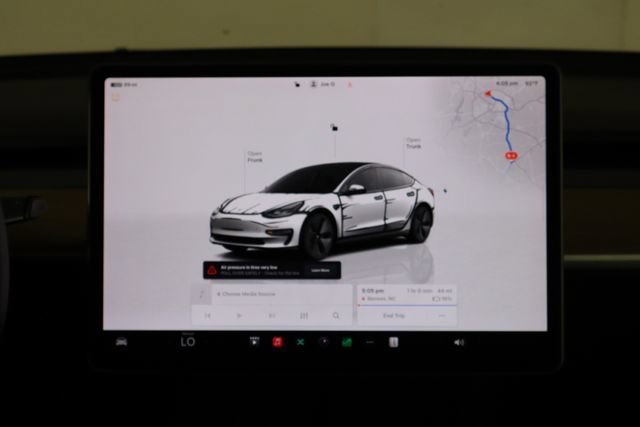 Used 2023 Tesla Model 3 Standard Range RWD image 23