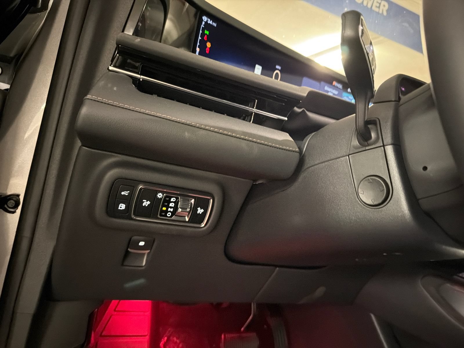 New 2026 Lincoln Nautilus Premier AWD/4WD image 29
