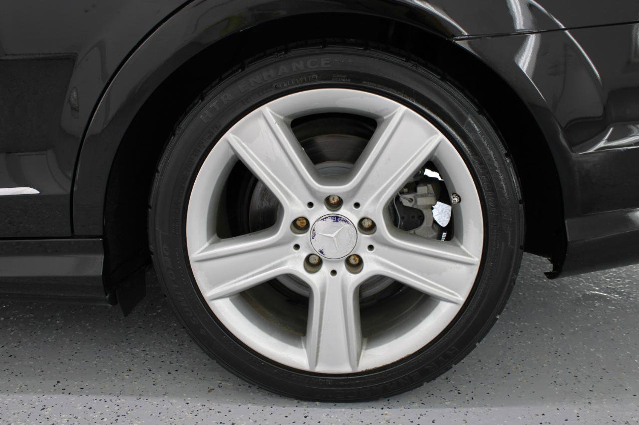 Used 2011 Mercedes-Benz C 300 Sedan image 81