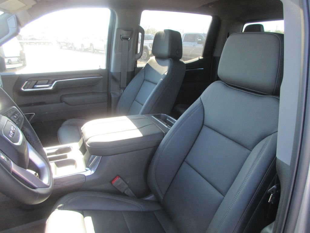 New 2026 GMC Sierra 1500 SLT image 13