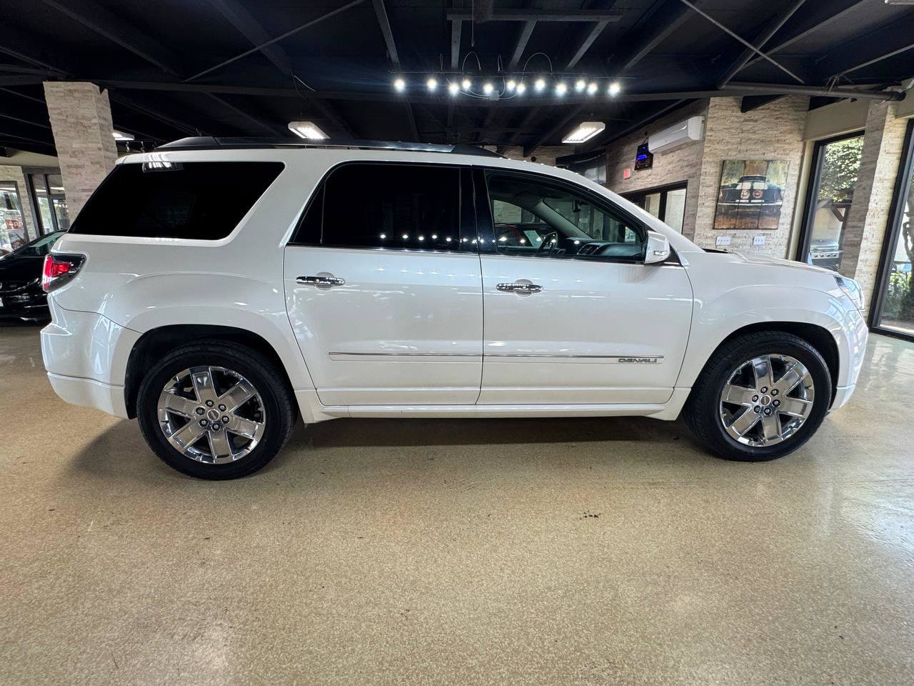 Used 2014 GMC Acadia Denali AWD/4WD image 8
