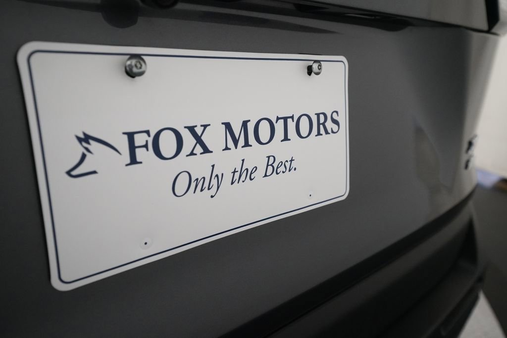 Used 2025 Toyota RAV4 XLE image 36