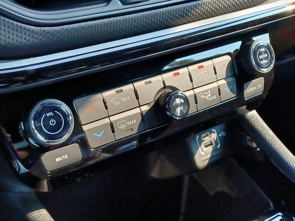 New 2026 Jeep Compass Trailhawk AWD/4WD image 19