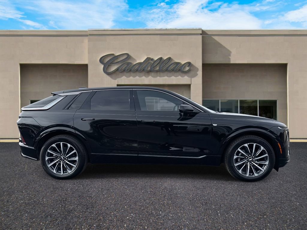 Certified 2024 Cadillac Lyriq Sport image 2