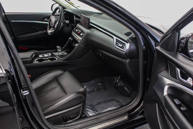 Used 2026 Genesis G70 2.5T AWD/4WD image 17