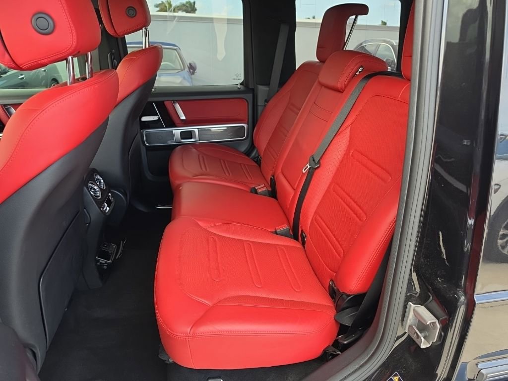 Used 2022 Mercedes-Benz G 550 image 4