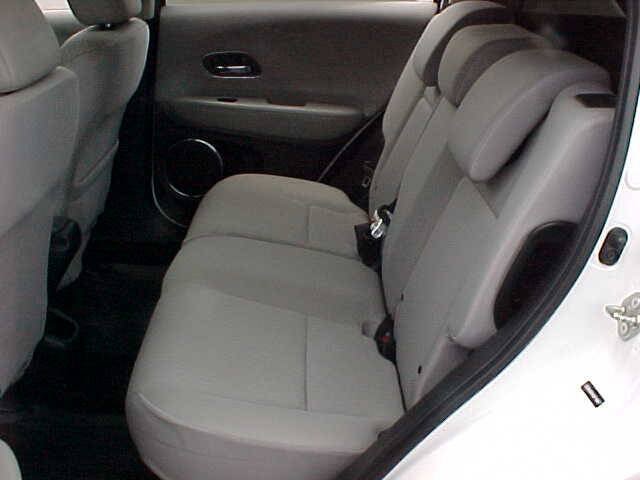 Used 2016 Honda HR-V EX image 12