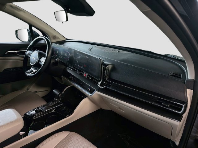 Used 2025 Kia Sportage EX FWD image 30