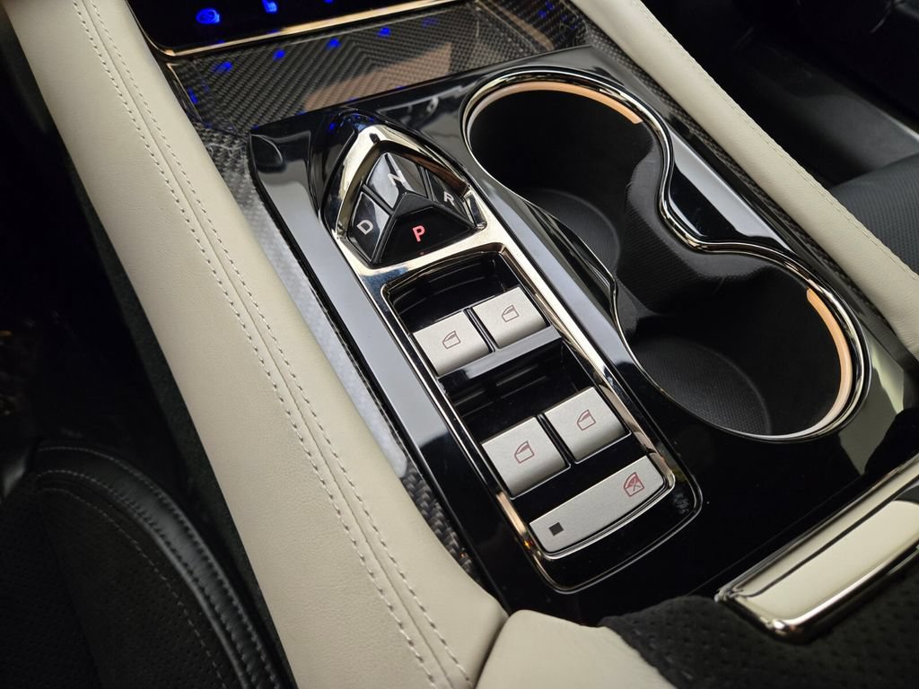 Used 2025 Karma Revero Luxury RWD image 38