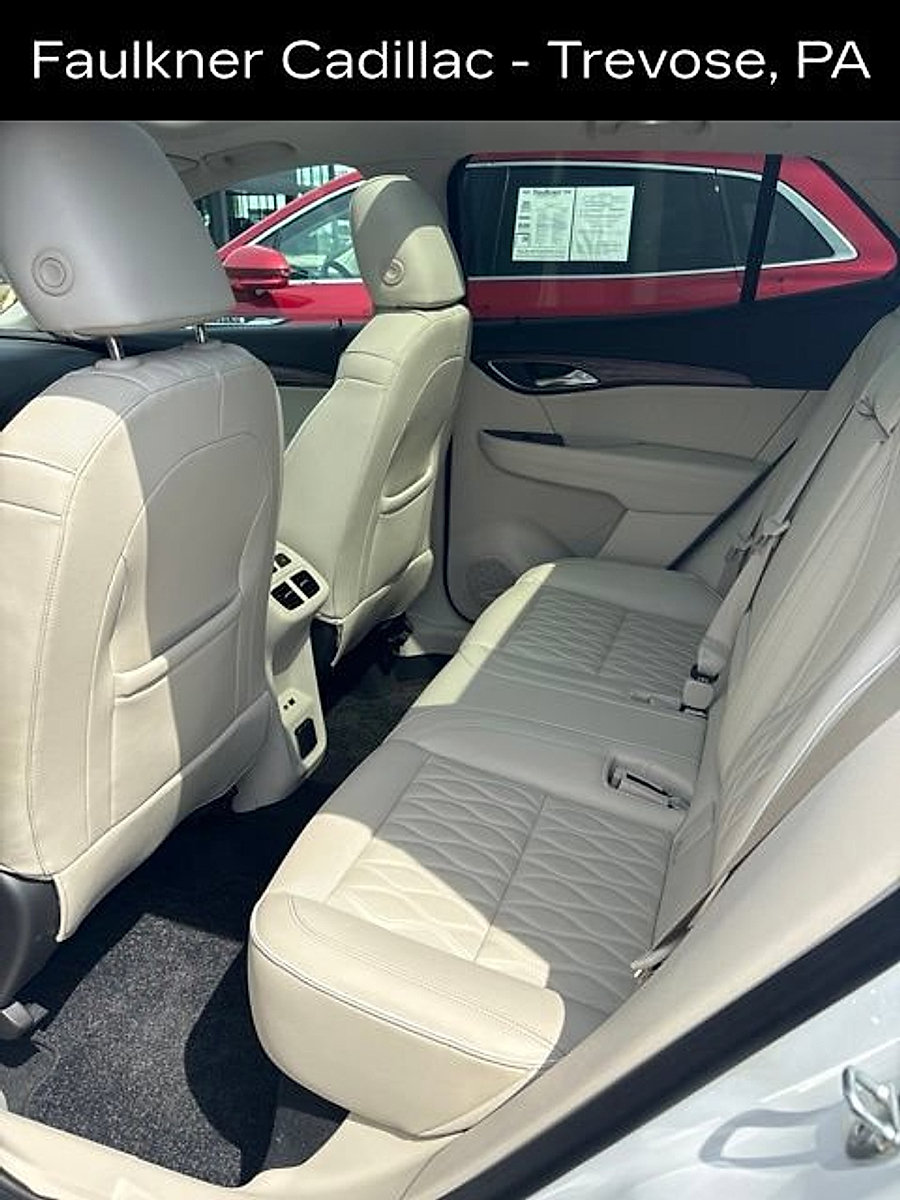 Used 2021 Buick Envision Avenir w/ Technology Package II AWD/4WD image 13