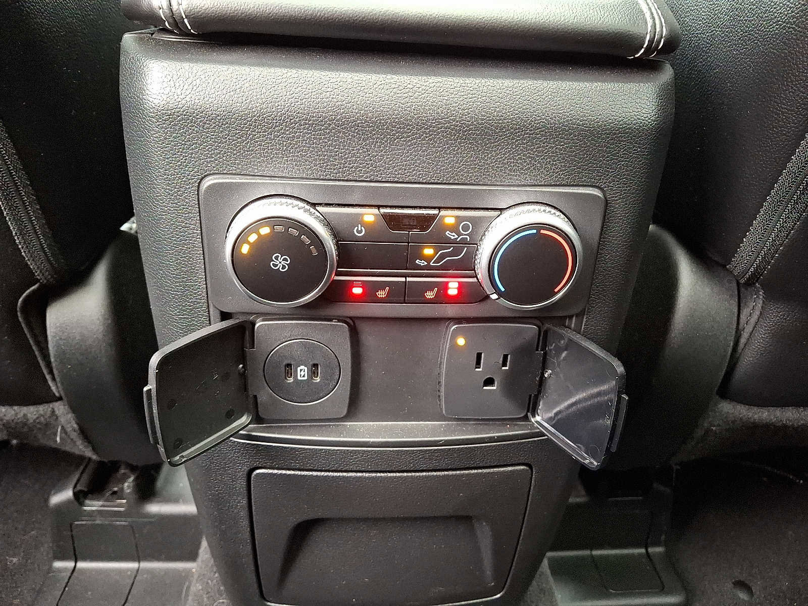 Used 2023 Ford Explorer ST w/ Equipment Group 401A image 12